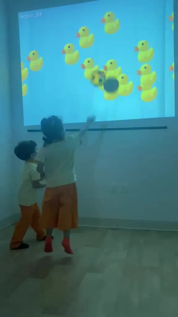 لعبة البط التفاعلية